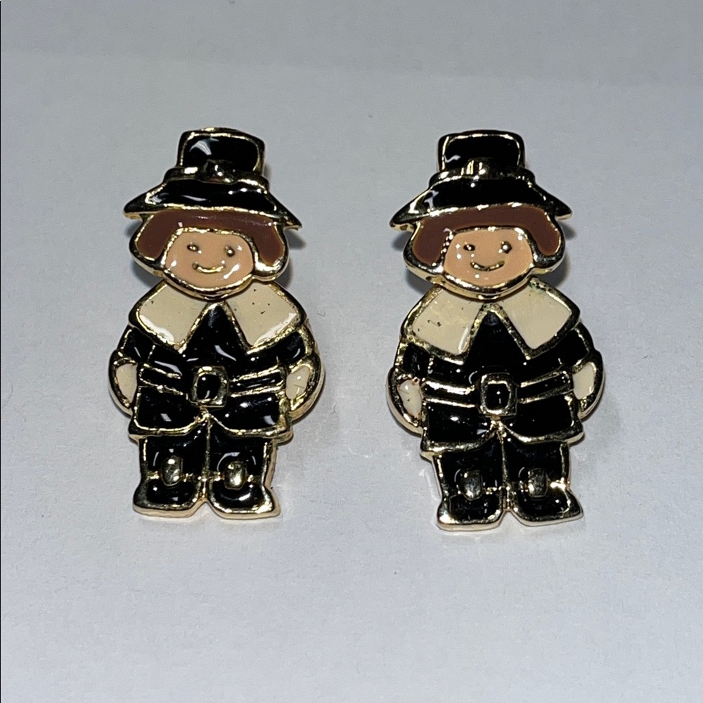 Pilgrim Themed Pierced Earrings Signed AIM
